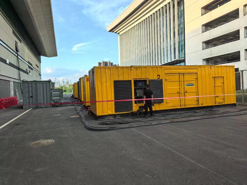 徐州柴油发电机冬季保养注意事项?