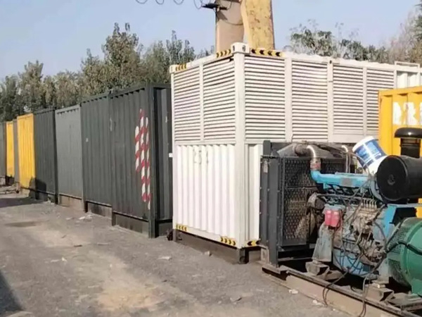 徐州200KW柴油发电机机组每小时油耗是多少?